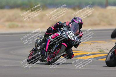 media/Sep-11-2022-SoCal Trackdays (Sun) [[81b7e951af]]/Turn 16 (945am)/